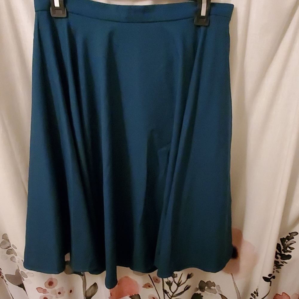 Midi Skirt size Large